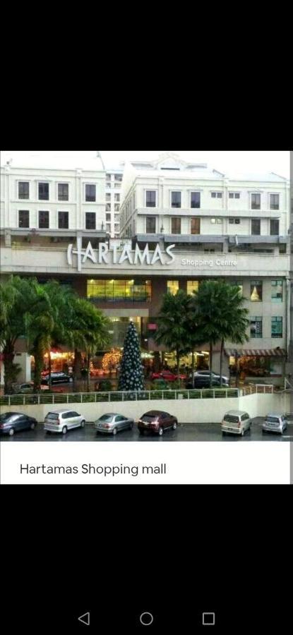Corporate Hotel Suites At Hartamas / Mont Kiara Kuala Lumpur Exteriör bild