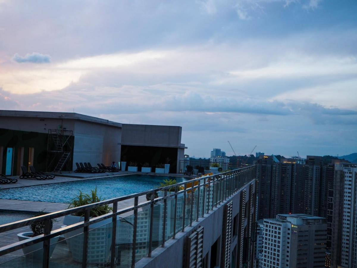 Corporate Hotel Suites At Hartamas / Mont Kiara Kuala Lumpur Exteriör bild